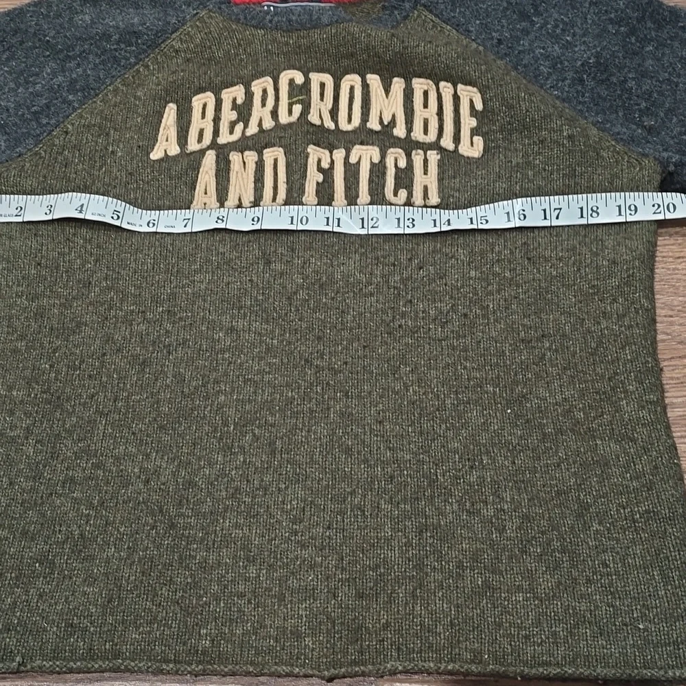 Abercrombie & Fitch Men's Lamb's Wool Blend  Green and Gray‎ Sweater L